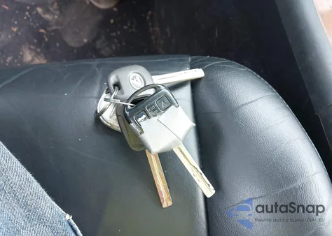 2000 Lexus Es 300 z USA, uszkodzony, nr VIN JT8BF28G8Y0268390